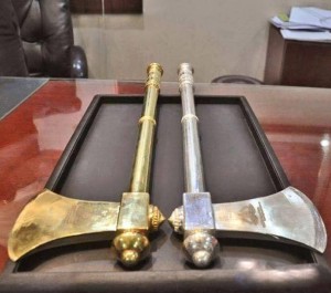 golden-and-silver-axe-for-Daru. AMF NEWS