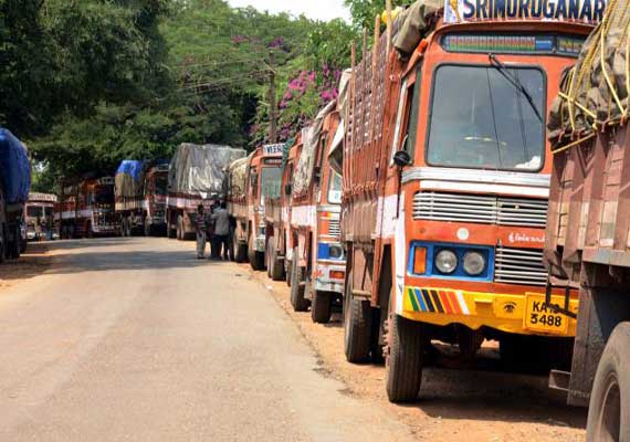 Truck strike affects mineral transportation in Odisha. AMF NEWS