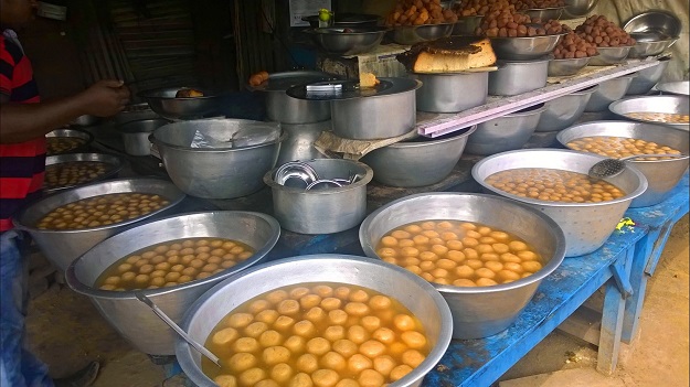 West Bengal and Odisha Battle Over the Invention of 'Rasgulla'. AMF NEWS