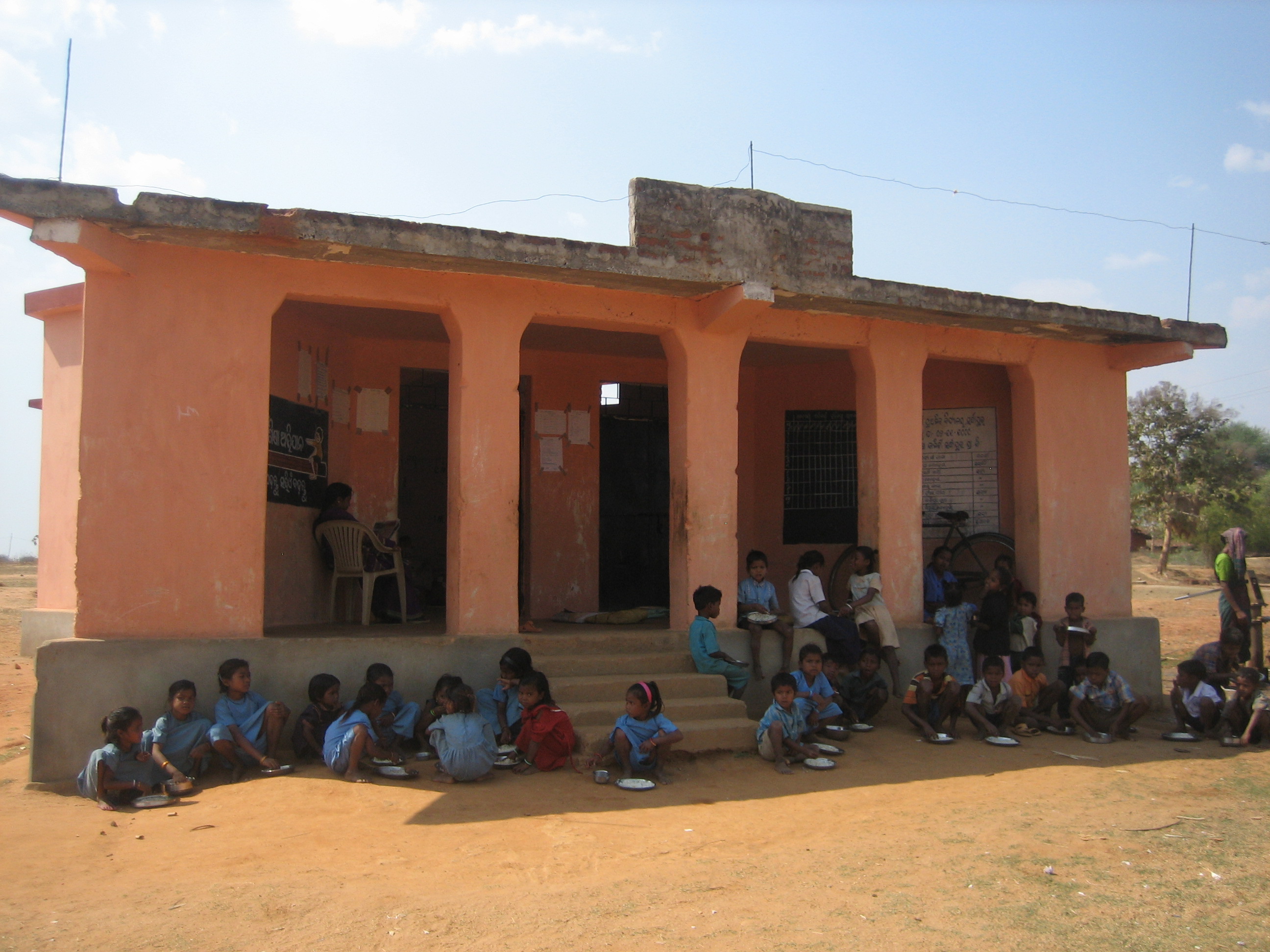 Notice to Odisha govt. on shut down of schools. AMF NEWS