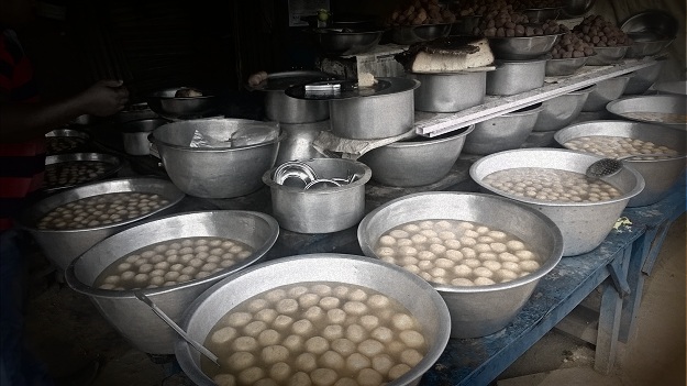 Maharashtra takes up Controversial rosogolla battle with Odisha. AMF NEWS