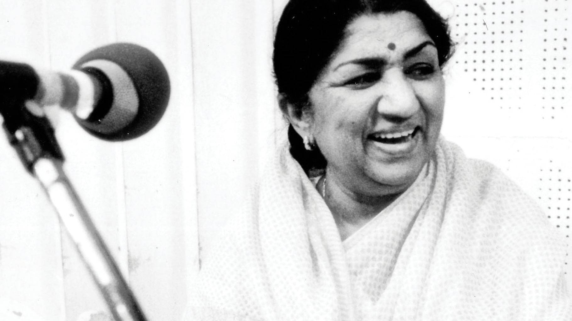 Lata Mangeshkar: 'End of an era,' India pays tribute to the 'Queen of Melody'_AMF NEWS