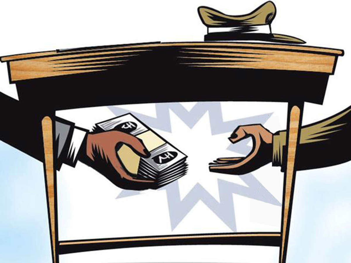 Umerkote Additional IIC Caught Accepting Bribe While Red-Handed_AMF NEWS