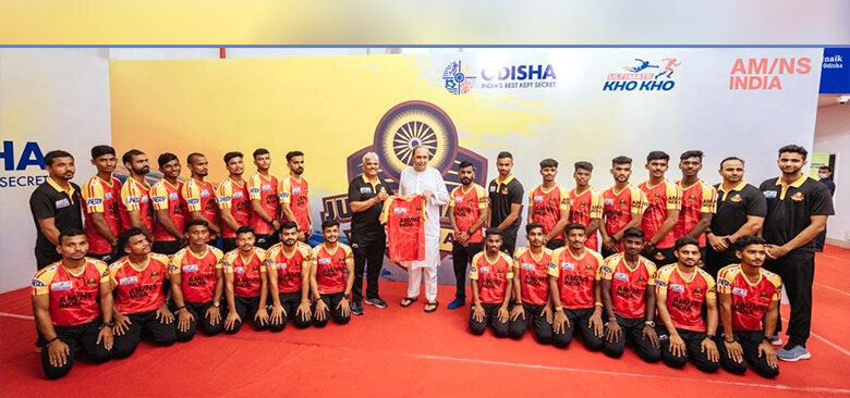 Odisha Juggernauts' jersey is unveiled by CM Naveen Patnaik in advance of the Ultimate Kho Kho League_AMF NEWS