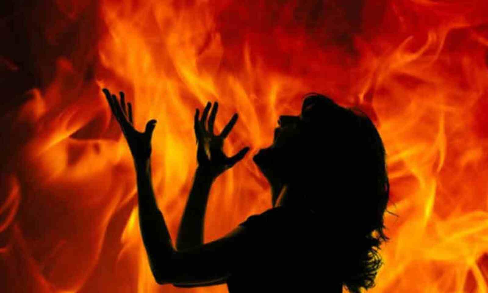 After failing to shove her off the terrace, the husband in Odisha sets the wife on fire_AMF NEWS