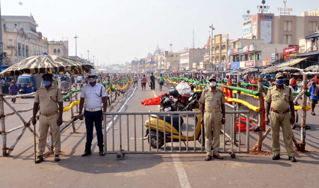 Parikrama Project: Street merchants in a panic as Srimandir-Swargadwar road widening is on the cards_AMF NEWS