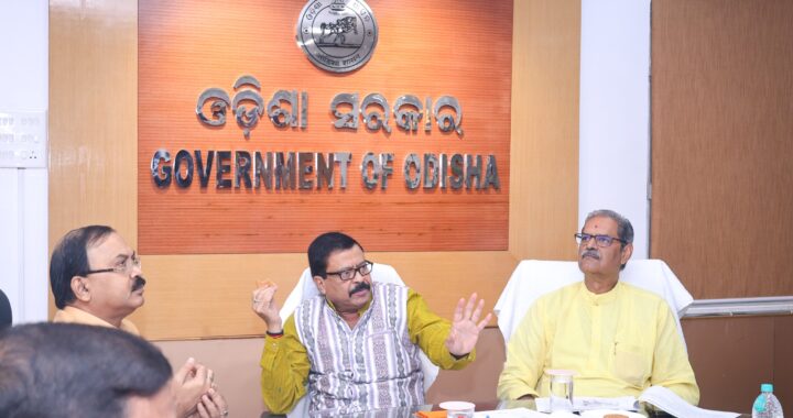 Suresh Pujari Drives Administrative Reforms for Efficient Revenue Services in Odisha