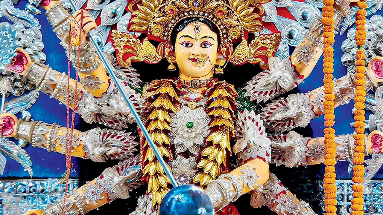Durga Puja Concludes in Odisha with Grand Immersions, Tight Security in Bhubaneswar, Cuttack_AMF NEWS