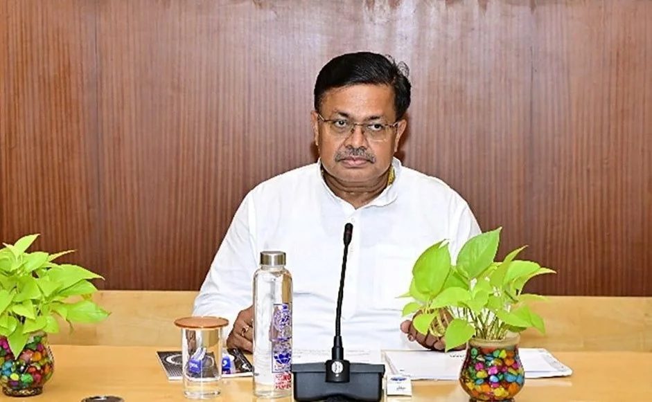 Odisha Govt to Enforce Liquor and Non-Veg Ban Near Jagannath Temple Under Prithiviraj Harichandan’s Leadership_AMF NEWS